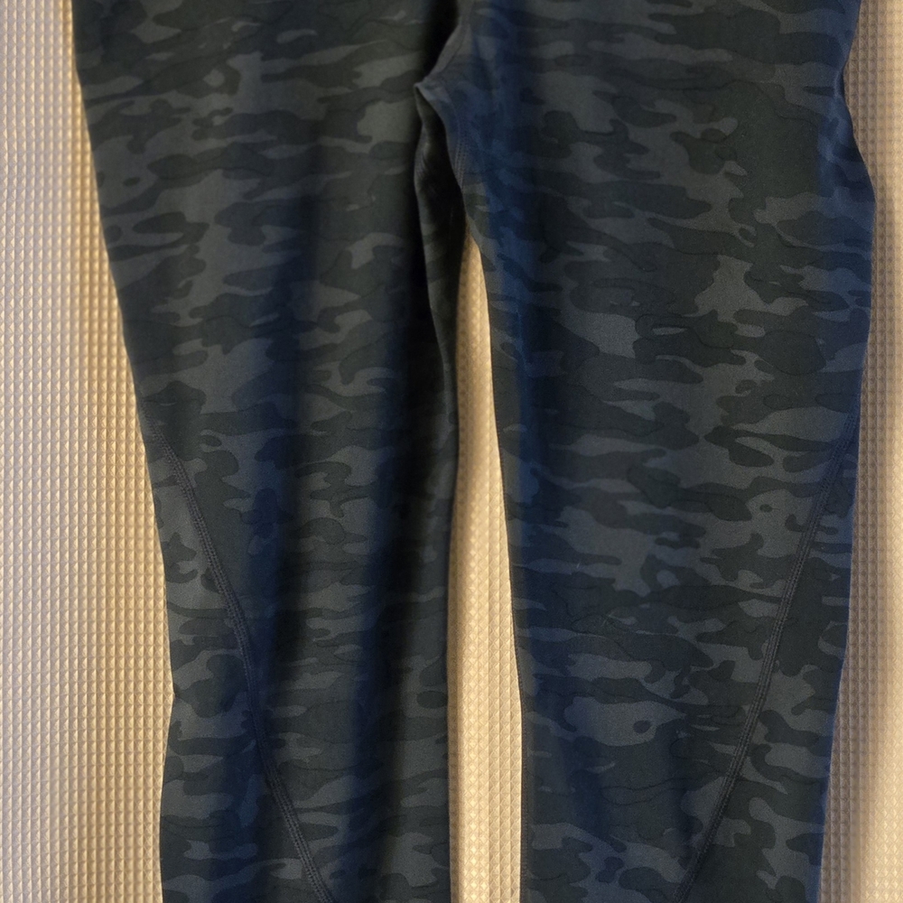 Alphalete Surface Power Legging - Delta Blue Camo - L  - Picture 6 of 6